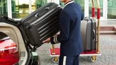 Porter bagagli Villa Antonella Praiano Costa Amalfitana arrivo senza stress
